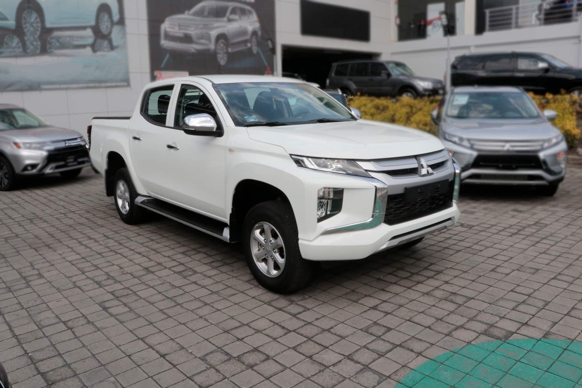 MITSUBISHI L200 GLX 3.2 MEC. ▶ Impuesto Vehicular ≫